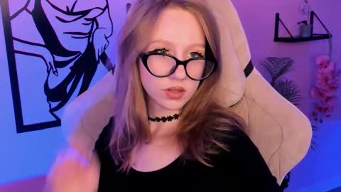 Daria Tate online show from October 17, 2025, 11:24 am