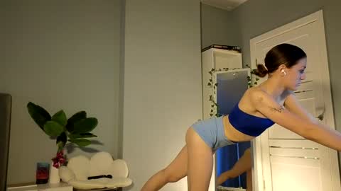Snapshot of darilboom chatting on December 3, 2024, 8:49 am darilboom online show from December 3, 2024, 8:49 am