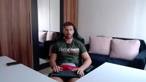 darius_94 online show from September 20, 2025, 5:41 am