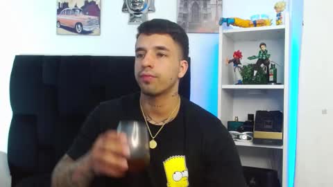 Snapshot of darius_phoenix chatting on December 27, 2024, 9:50 am Darius Phoenix online show from December 27, 2024, 9:50 am