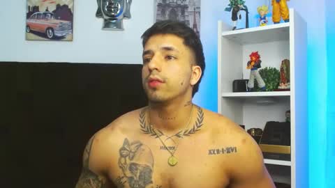 Snapshot of darius_phoenix chatting on January 18, 2025, 9:56 am Darius Phoenix online show from January 18, 2025, 9:56 am