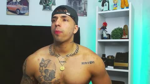 Snapshot of darius_phoenix chatting on January 26, 2025, 8:56 pm Darius Phoenix online show from January 26, 2025, 8:56 pm