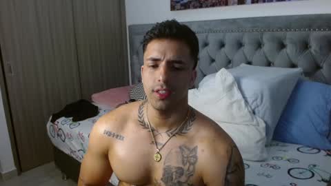 Snapshot of darius_phoenix chatting on February 2, 2025, 10:24 am Darius Phoenix online show from February 2, 2025, 10:24 am