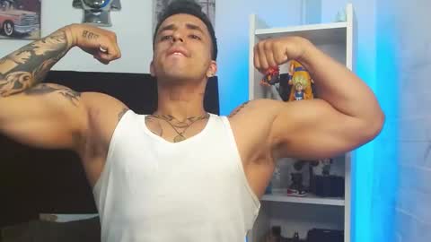 Snapshot of darius_phoenix chatting on February 28, 2025, 3:15 am Darius Phoenix online show from February 28, 2025, 3:15 am