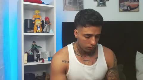 Snapshot of darius_phoenix chatting on March 7, 2025, 3:51 am Darius Phoenix online show from March 7, 2025, 3:51 am