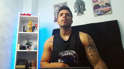 Snapshot of darius_phoenix chatting on March 11, 2025, 9:13 am Darius Phoenix online show from March 11, 2025, 9:13 am