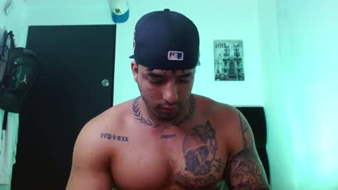 Snapshot of darius_phoenix chatting on September 23, 2025, 7:17 pm Darius Phoenix online show from September 23, 2025, 7:17 pm