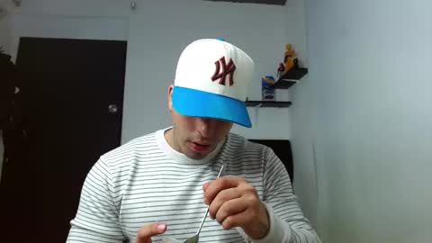 Snapshot of darius_phoenix chatting on December 1, 2025, 10:15 pm Darius Phoenix online show from December 1, 2025, 10:15 pm