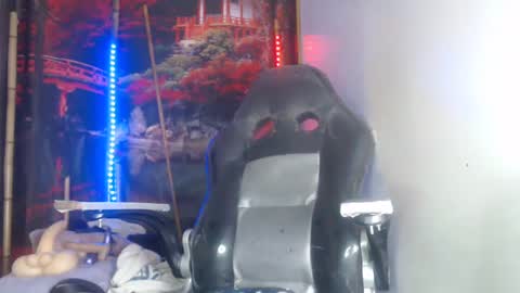 Snapshot of dark_doll5 chatting on December 6, 2024, 8:15 am dark_doll5 online show from December 6, 2024, 8:15 am