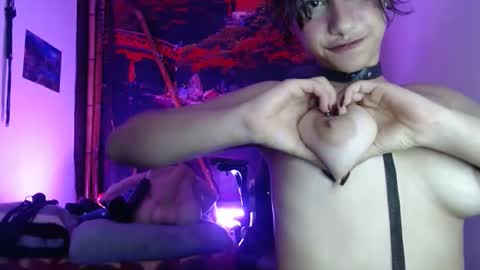 Snapshot of dark_doll5 chatting on February 1, 2025, 11:37 pm dark_doll5 online show from February 1, 2025, 11:37 pm