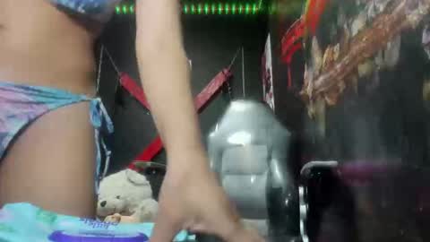 Snapshot of dark_doll5 chatting on September 25, 2025, 11:52 pm dark_doll5 online show from September 25, 2025, 11:52 pm