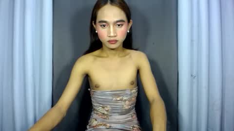 LIANNA online show from December 17, 2025, 3:23 am