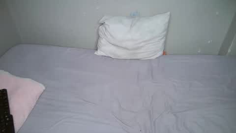 dark_lovly online show from November 8, 2025, 10:41 pm