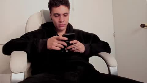 Snapshot of dark_sun333 chatting on September 17, 2025, 11:17 pm dark_sun333 online show from September 17, 2025, 11:17 pm