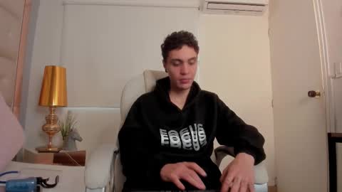 Snapshot of dark_sun333 chatting on October 5, 2025, 8:51 pm dark_sun333 online show from October 5, 2025, 8:51 pm