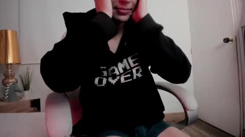 Snapshot of dark_sun333 chatting on October 15, 2025, 10:54 pm dark_sun333 online show from October 15, 2025, 10:54 pm