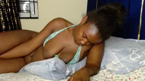 Tiff online show from November 17, 2025, 10:04 pm