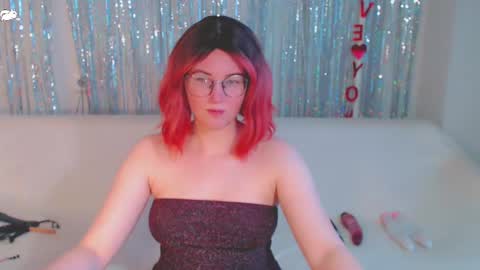 Kelly online show from February 9, 2025, 5:40 am