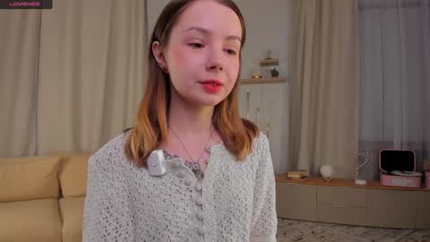 Elizabeth online show from November 8, 2025, 8:18 pm