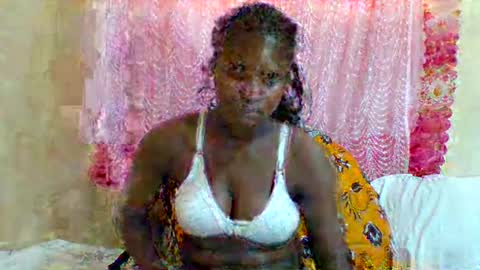 Snapshot of darknipples2 chatting on February 1, 2025, 10:15 am SHANICE online show from February 1, 2025, 10:15 am