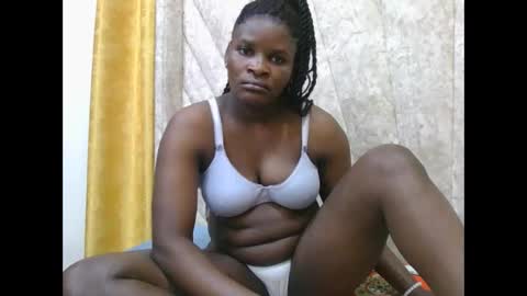 Snapshot of darknipples2 chatting on October 14, 2025, 2:56 am SHANICE online show from October 14, 2025, 2:56 am