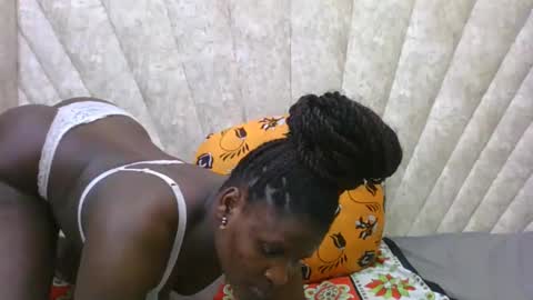 Snapshot of darknipples2 chatting on October 15, 2025, 7:36 pm SHANICE online show from October 15, 2025, 7:36 pm