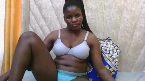 Snapshot of darknipples2 chatting on October 19, 2025, 5:08 am SHANICE online show from October 19, 2025, 5:08 am