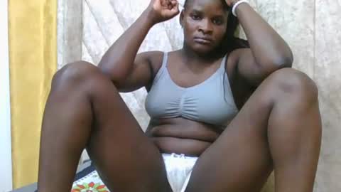 Snapshot of darknipples2 chatting on October 31, 2025, 11:17 pm SHANICE online show from October 31, 2025, 11:17 pm