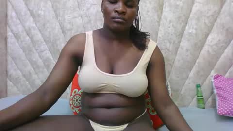 Snapshot of darknipples2 chatting on November 24, 2025, 1:16 am SHANICE online show from November 24, 2025, 1:16 am