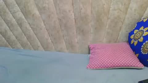 Snapshot of darknipples2 chatting on December 4, 2025, 9:29 am SHANICE online show from December 4, 2025, 9:29 am