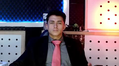 Snapshot of darko0717 chatting on December 23, 2024, 6:16 pm DARKO0717 online show from December 23, 2024, 6:16 pm