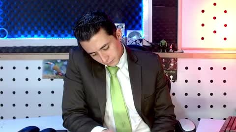 Snapshot of darko0717 chatting on January 2, 2025, 6:23 pm DARKO0717 online show from January 2, 2025, 6:23 pm