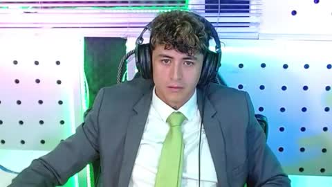 DARKO0717 online show from October 31, 2025, 6:53 pm