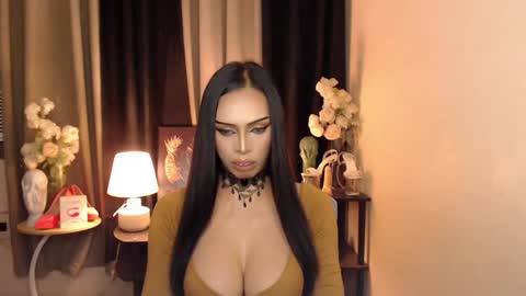 HAPPY BIRTHDAY MISTRESS MADRIANA online show from February 5, 2025, 11:55 am