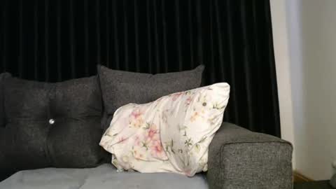 darktanqueen online show from October 25, 2025, 3:36 am