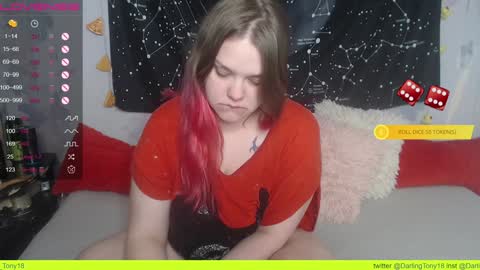 Snapshot of darling_tony18 chatting on December 6, 2024, 6:50 pm darling_tony18 online show from December 6, 2024, 6:50 pm