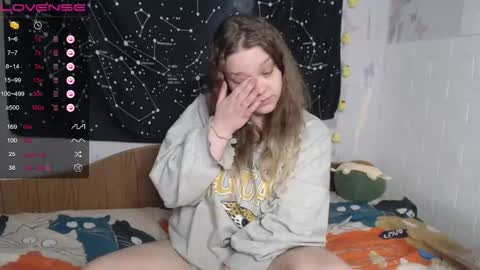 Snapshot of darling_tony18 chatting on October 25, 2025, 2:56 pm darling_tony18 online show from October 25, 2025, 2:56 pm