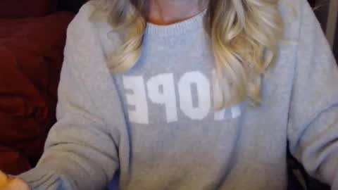 DarlingD online show from October 15, 2025, 12:38 pm