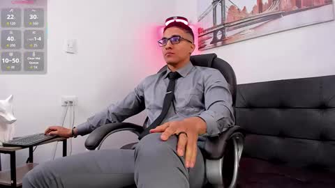 Snapshot of dash_bukoski chatting on October 17, 2025, 11:57 am Dash online show from October 17, 2025, 11:57 am