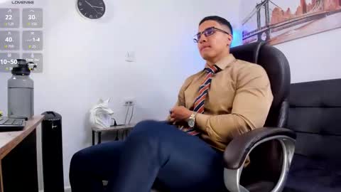 Snapshot of dash_bukoski chatting on November 4, 2025, 12:48 pm Dash online show from November 4, 2025, 12:48 pm