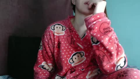 Dafne online show from February 25, 2025, 2:03 am