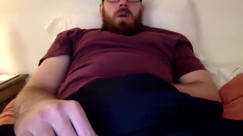 Snapshot of dav_luv4u chatting on October 28, 2025, 3:10 am dav_luv4u online show from October 28, 2025, 3:10 am