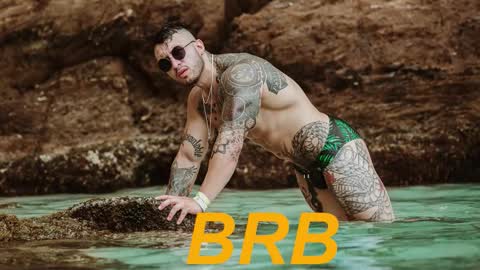 Snapshot of dave_max93 chatting on November 11, 2025, 3:34 pm DAVE MAX online show from November 11, 2025, 3:34 pm