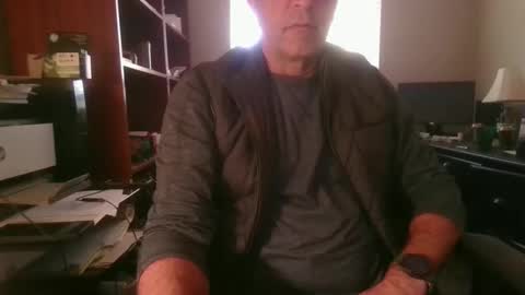 Snapshot of davethebooky chatting on October 23, 2025, 5:01 pm Dave online show from October 23, 2025, 5:01 pm