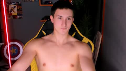 Snapshot of david__diamond chatting on November 7, 2025, 4:51 pm David online show from November 7, 2025, 4:51 pm