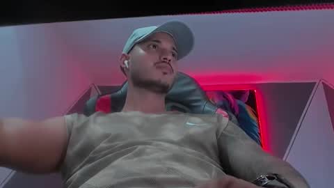 Snapshot of david__ox chatting on October 2, 2025, 3:57 am david__ox online show from October 2, 2025, 3:57 am