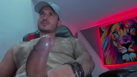 Snapshot of david__ox chatting on October 10, 2025, 4:00 am david__ox online show from October 10, 2025, 4:00 am