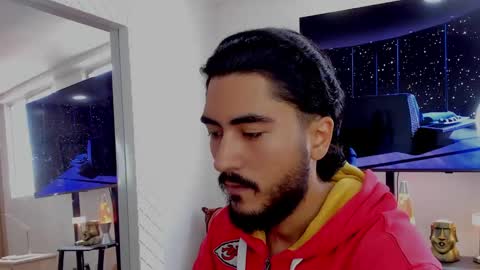 Hey im David that loves to explore and speak their fantasies. Very open talktative and nice. Feel free to chat with me online show from February 17, 2025, 2:37 pm