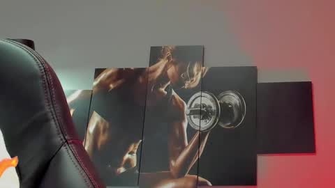 Snapshot of david_jons7 chatting on February 11, 2025, 12:28 am David Jons online show from February 11, 2025, 12:28 am