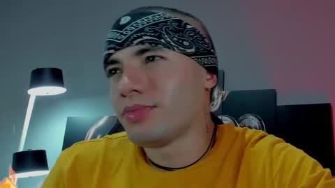 Snapshot of david_jons7 chatting on March 10, 2025, 11:49 pm David Jons online show from March 10, 2025, 11:49 pm